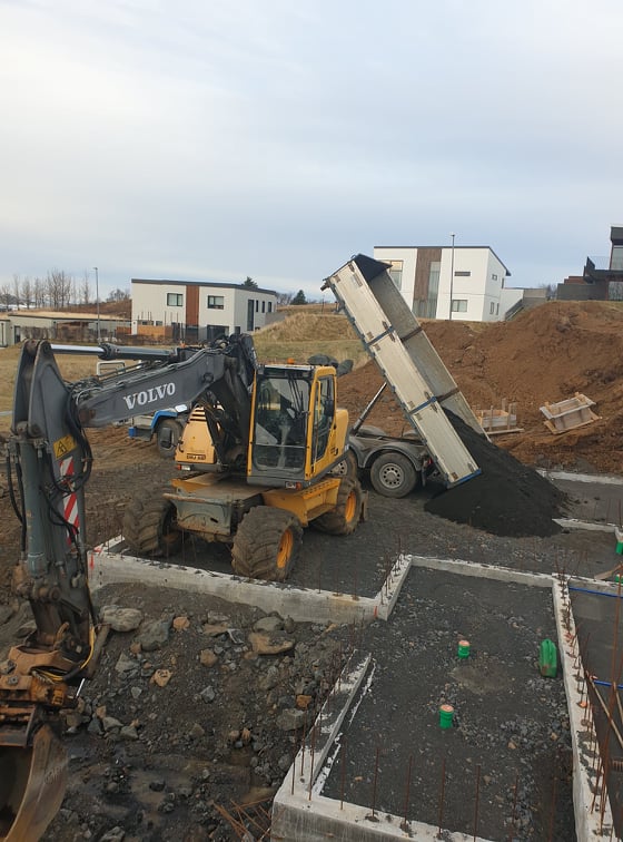 Verkstaður við Ástu Sólliljugötu 13.